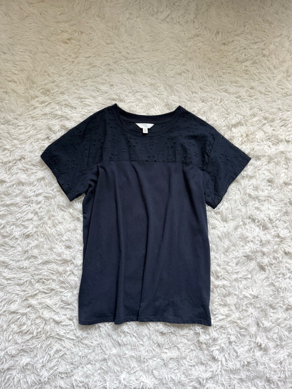 Time and Tru Navy Short Sleeve Eyelet Yoke Tee